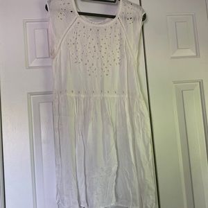 White flowy dress (needs slip)